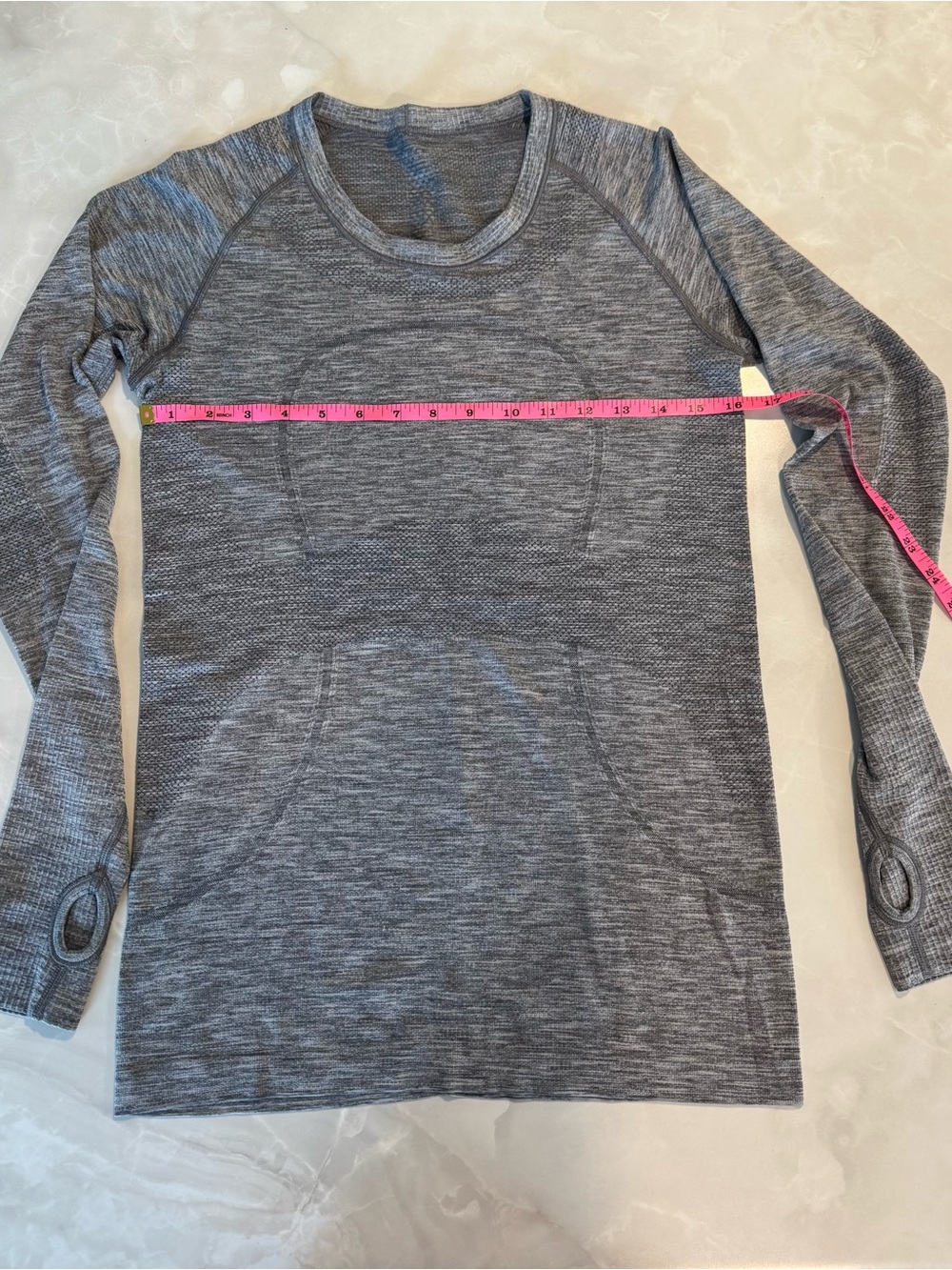 lululemon athletica Gray Heather Long Sleeve Crew Top
